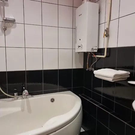 2 Bedroom Next To Hall With Parking Апартаменты *