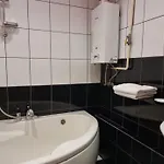 2 Bedroom Next To Hall With Parking Apartman *
